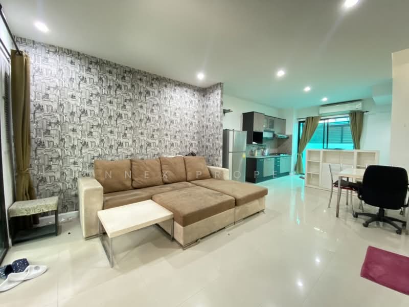 Areeya Mandarina Sukhumvit 77, Bangkok, Sukhumvit 77 Road (On Nut), Suan Luang, Suan Luang, Bangkok, 3 Bedrooms, 170 sqm, Townhouse For Rent, by Connex Property, 500172917 - DDproperty.com