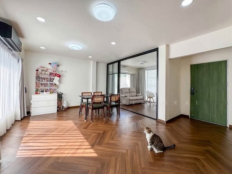 Perfect Place Ramkhamhaeng 164, Bangkok, Soi Ramkhamhaeng 164, Saphan Sung, Saphan Sung, Bangkok, 3 Bedrooms, 180 sqm, Single Detached House For Rent, by Samerjai Lertnapakriengkai, 500172933 - DDproperty.com