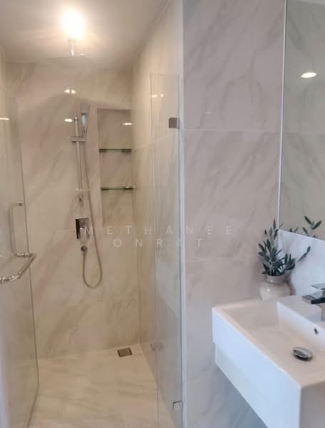 IDEO Mobi Sukhumvit 40, Bangkok, Soi Sukhumvit 40, Phra Kanong, Khlong Toei, Bangkok, 1 Bedroom, 36 sqm, Condo For Rent, by Methanee Onrat, 500172938 - DDproperty.com