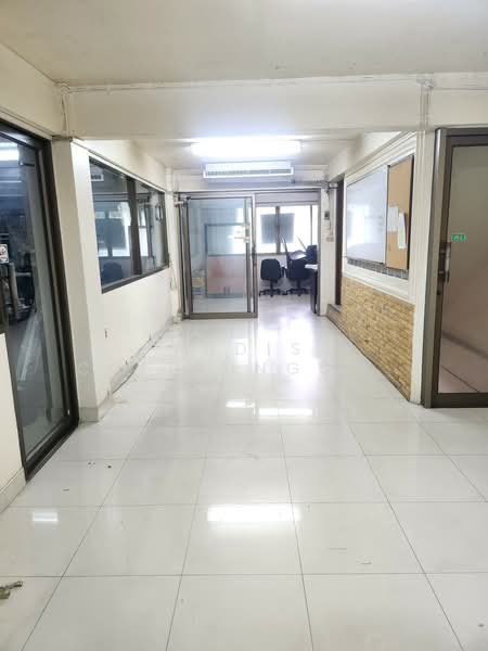 Commercial Building (2 Units) for Rent – Mengjai Area, Bangkok, Samsen Nok, Huai Khwang, Bangkok, , 600 sqm, Shophouse For Rent, by Pudis Chitrungsakorn, 500172945 - DDproperty.com