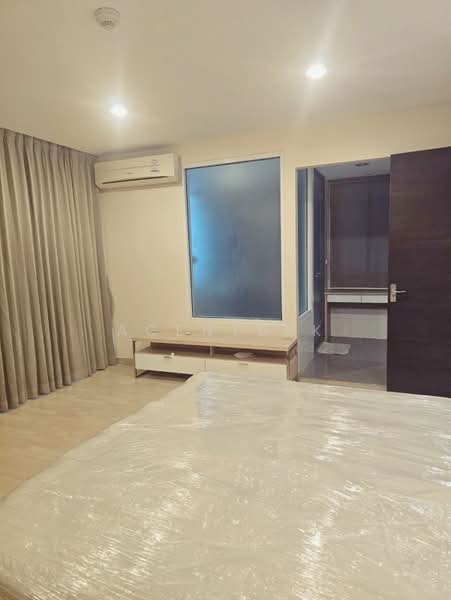 Rhythm Ratchada, Bangkok, 558 Ratchadaphisek Road, Samsen Nok, Huai Khwang, Bangkok, 2 Bedrooms, 72 sqm, Condo For Rent, by Agentbkk, 500172951 - DDproperty.com