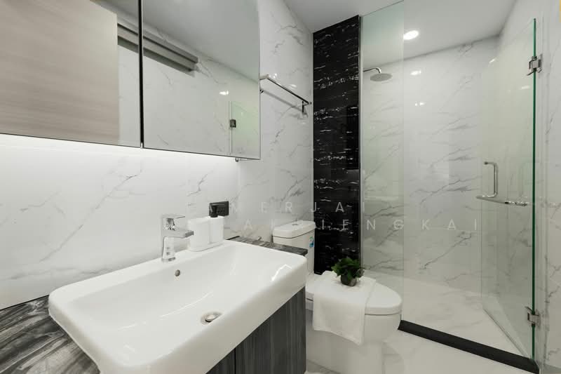 Sapphire Luxurious Condominium Rama III, Bangkok, 837 Rama III Road, Bang Pong Pang, Yan Nawa, Bangkok, 1 Bedroom, 41 sqm, Condo For Sale, by Samerjai Lertnapakriengkai, 500172959 - DDproperty.com