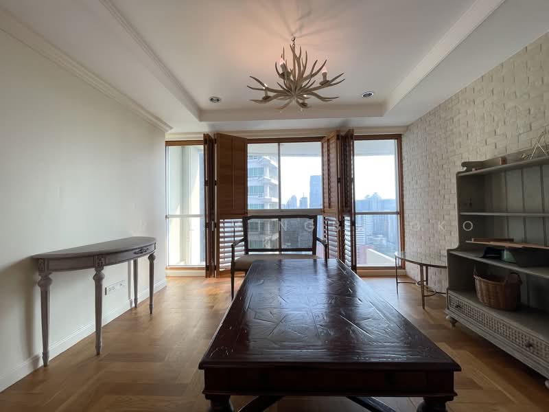 The Rajdamri, Bangkok, Ratchadamri Road, Lumphini, Pathum Wan, Bangkok, 3 Bedrooms, 251 sqm, Condo For Rent, by SmartLivingBangkok, 500172970 - DDproperty.com