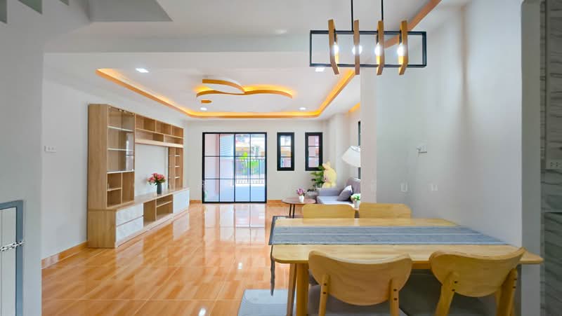 K.C. Ramintra 8, Bangkok, Hathairat Road, Sam Wa Tawan Tok, Khlong Sam Wa, Bangkok, 3 Bedrooms, 112 sqm, Townhouse For Sale, by เพ็ญศิริ ตุ้มเทียน, 500172972 - DDproperty.com