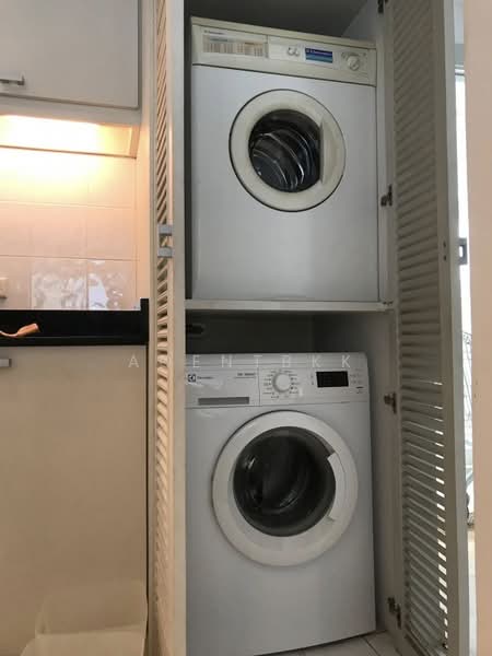 The Royal Place 1, Bangkok, Rajdamri, Lumphini, Pathum Wan, Bangkok, 2 Bedrooms, 146 sqm, Condo For Rent, by Agentbkk, 500172984 - DDproperty.com