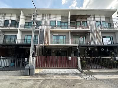 ขาย - J Grand Sathorn-Kalapapruek : เจ แกรนด์ สาทร-กัลปพฤกษ์, กรุงเทพ