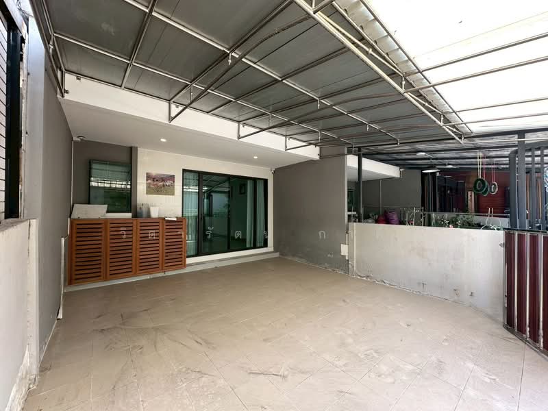 J Grand Sathorn-Kalapapruek : เจ แกรนด์ สาทร-กัลปพฤกษ์, กรุงเทพ, ถนนกัลปพฤกษ์, บางแค, บางแค, กรุงเทพ, 161 ตร.ม., ทาวน์เฮ้าส์ ขาย, โดย วิดารัตน์ กาติ้ง, 500173004 - DDproperty.com