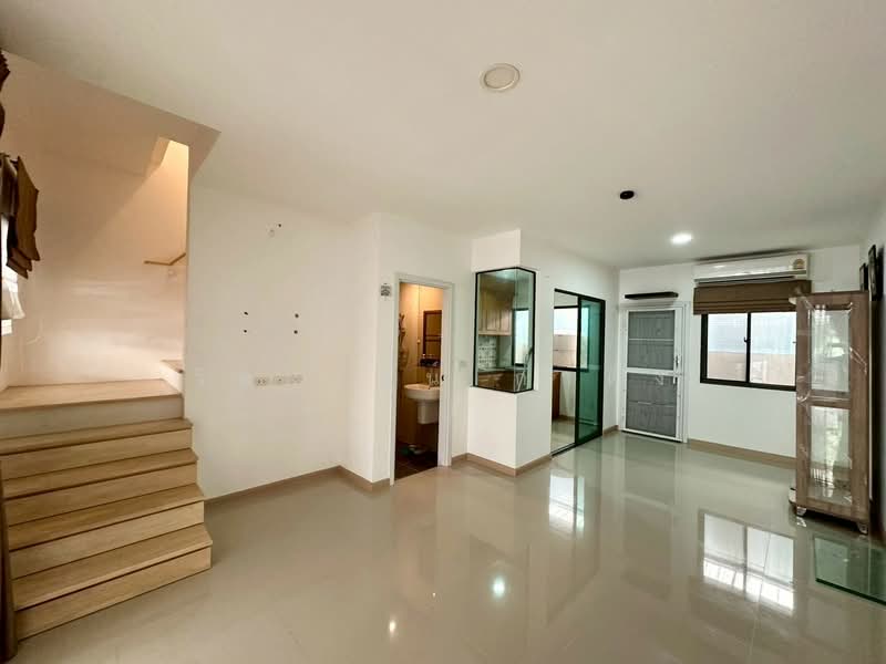 J Grand Sathorn-Kalapapruek : เจ แกรนด์ สาทร-กัลปพฤกษ์, กรุงเทพ, ถนนกัลปพฤกษ์, บางแค, บางแค, กรุงเทพ, 161 ตร.ม., ทาวน์เฮ้าส์ ขาย, โดย วิดารัตน์ กาติ้ง, 500173004 - DDproperty.com