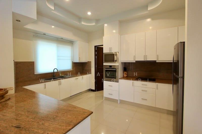 4-BR Villa, Prachuap Khiri Khan, Hua Hin, Hua Hin, Prachuap Khiri Khan, 4 Bedrooms, 325 sqm, Villa For Sale, by Woramet  Jiemdumnernkit, 500173015 - DDproperty.com