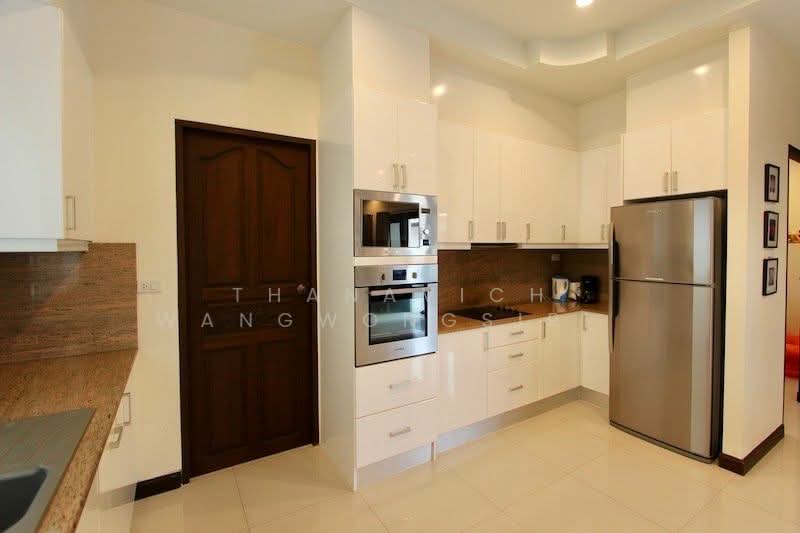 4-BR Villa, Prachuap Khiri Khan, Hua Hin, Hua Hin, Prachuap Khiri Khan, 4 Bedrooms, 325 sqm, Villa For Sale, by Woramet  Jiemdumnernkit, 500173015 - DDproperty.com