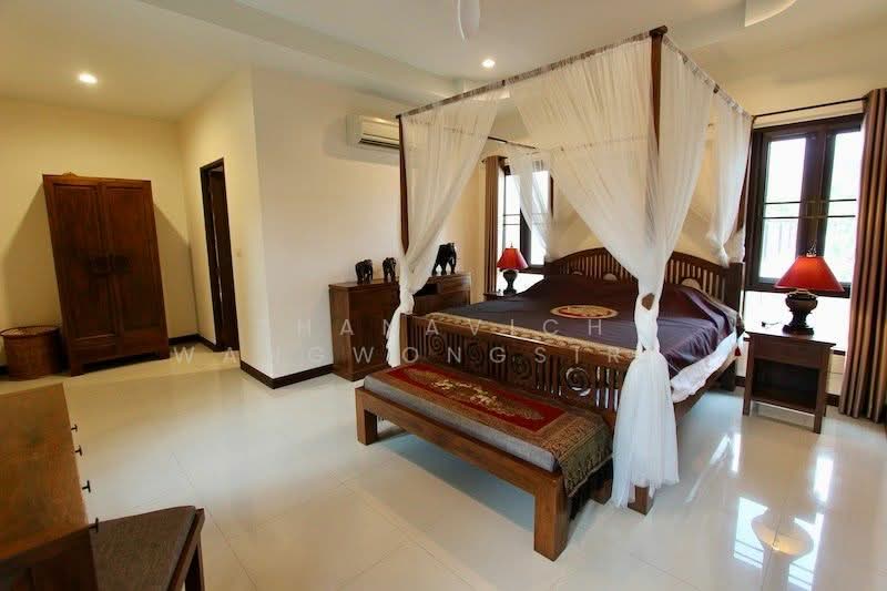 4-BR Villa, Prachuap Khiri Khan, Hua Hin, Hua Hin, Prachuap Khiri Khan, 4 Bedrooms, 325 sqm, Villa For Sale, by Woramet  Jiemdumnernkit, 500173015 - DDproperty.com