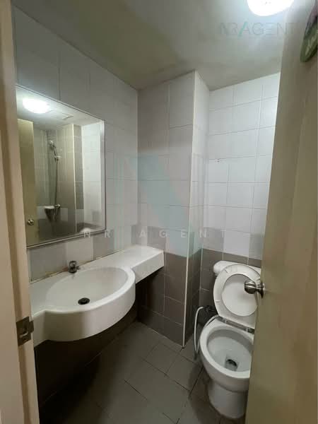 Lumpini Condo Town Bodindecha Ramkhamhaeng, Bangkok, Soi Ramkhamhaeng 43/1, Phlapphla, Wang Thonglang, Bangkok, 1 Bedroom, 28 sqm, Condo For Sale, by NR AGENT, 500173024 - DDproperty.com