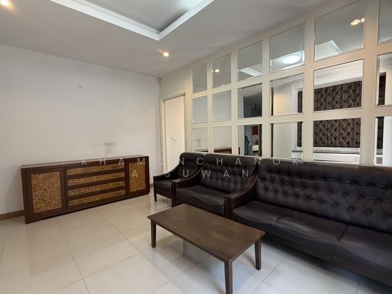 Newly built Chiangmai pool villa closed to nature near city, Chiang Mai, Sam Ran Rat, Doi Saket, Chiang Mai, 4 Bedrooms, 350 sqm, Villa For Sale, by Khamonchanok Aisuwan, 500173037 - DDproperty.com