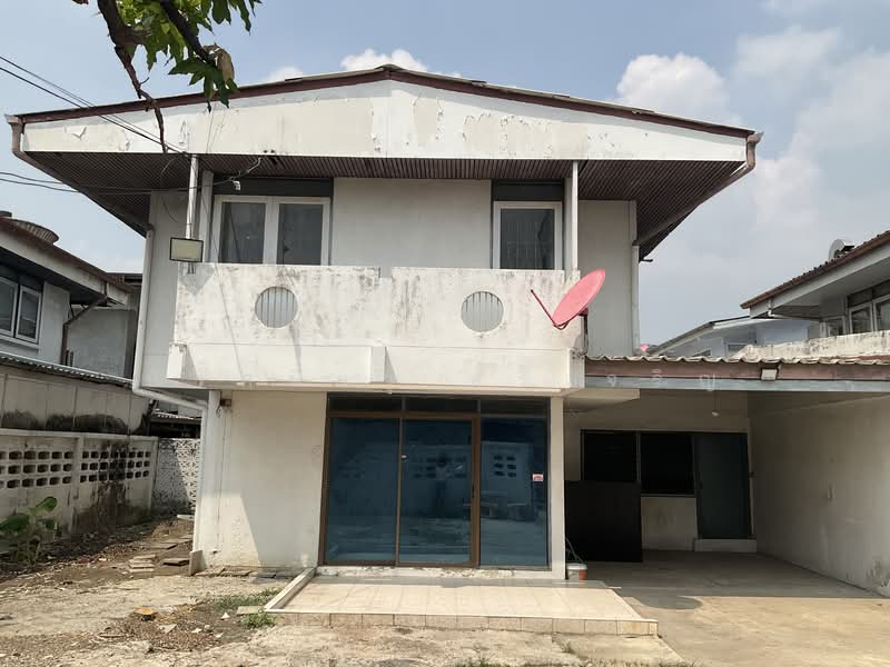 บ้านเดี่ยว2ชั้น63ตร.ว.3นอน2น้ำ1ห้องครัว 1ห้องแม่บ้านจอดรถได้หลายคัน มีบริเวณสนามหญ้า ขาย 11,500,000บ, กรุงเทพ, พระรามเก้า 41, สวนหลวง, สวนหลวง, กรุงเทพ, 150 ตร.ม., บ้านเดี่ยว ขาย, โดย ปรัศนียา ศรีเจริญ, 500173039 - DDproperty.com