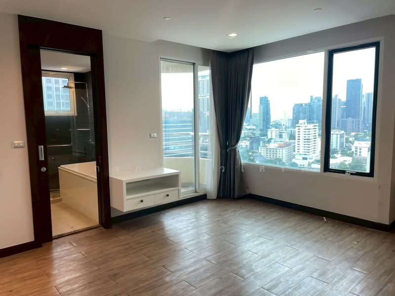Ideal 24, Bangkok, 85 Sukhumvit 24 Alley, Khong Tan, Khlong Toei, Bangkok, 4 Bedrooms, 326 sqm, Condo For Sale, by จักรภณ ภูวเศรณี, 500173055 - DDproperty.com