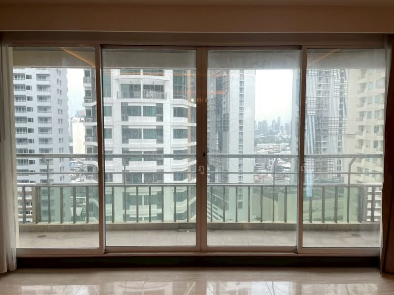 Ideal 24, Bangkok, 85 Sukhumvit 24 Alley, Khong Tan, Khlong Toei, Bangkok, 4 Bedrooms, 326 sqm, Condo For Sale, by จักรภณ ภูวเศรณี, 500173055 - DDproperty.com