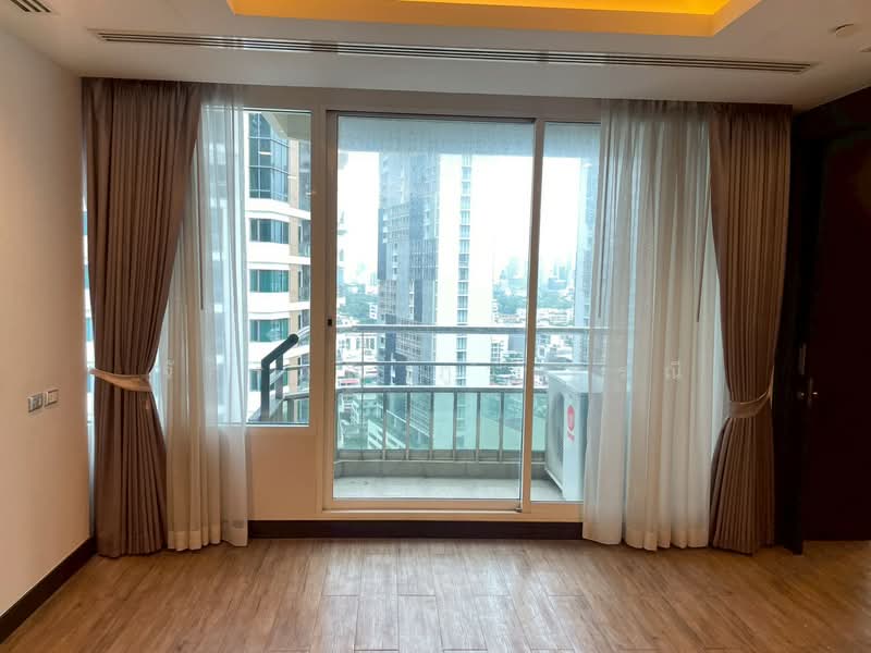 Ideal 24, Bangkok, 85 Sukhumvit 24 Alley, Khong Tan, Khlong Toei, Bangkok, 4 Bedrooms, 326 sqm, Condo For Sale, by จักรภณ ภูวเศรณี, 500173055 - DDproperty.com