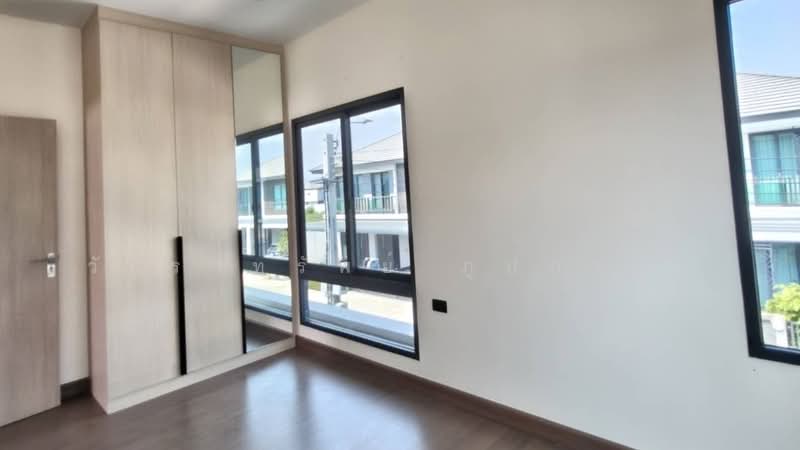 Grand Britania Bangna KM.12, Samut Prakan, 64 Soi 5, Bangphli Yai, Bang Plee, Samut Prakan, 4 Bedrooms, 185 sqm, Single Detached House For Sale, by วัชราทรัพย์ ภูปภาดล, 500173059 - DDproperty.com