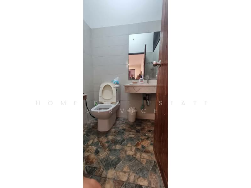 Chuan Chuen Garden Ville, Pathum Thani, Pathum Thani-Bangkok Road, Bang Dua, Muang Pathum Thani, Pathum Thani, 5 Bedrooms, 350 sqm, Single Detached House For Sale, by HOME Real Estate Service, 500173067 - DDproperty.com