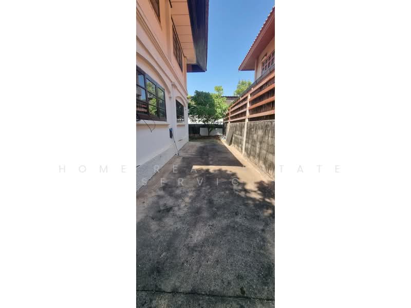 Chuan Chuen Garden Ville, Pathum Thani, Pathum Thani-Bangkok Road, Bang Dua, Muang Pathum Thani, Pathum Thani, 5 Bedrooms, 350 sqm, Single Detached House For Sale, by HOME Real Estate Service, 500173067 - DDproperty.com