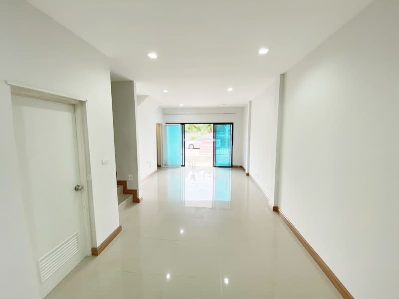 Rubik Cube, Bangkok, 78/281 Petchkasem Rd., Nong Kang Plu, Nong Khaem, Bangkok, 3 Bedrooms, 110 sqm, Townhouse For Sale, by วรัญญา อาชวรัตน์ถาวร, 500173072 - DDproperty.com