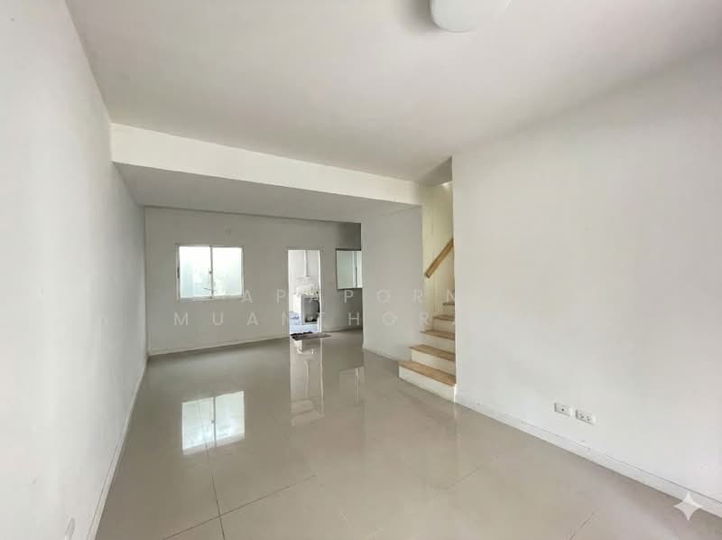 ขายทาวน์โฮม พฤกษาวิลล์ 102 ซอยไร่ขิง 42 ราคาถูกที่สุดในโครงการ, Nakhon Pathom, Rai Khing, Sam Phran, Nakhon Pathom, 3 Bedrooms, 110 sqm, Townhouse For Sale, by Apaporn Muanthorani, 500173104 - DDproperty.com