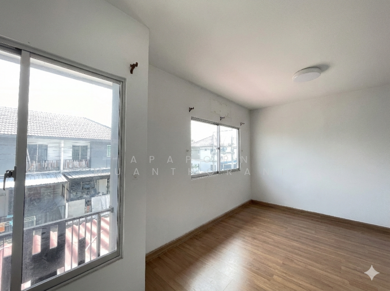 ขายทาวน์โฮม พฤกษาวิลล์ 102 ซอยไร่ขิง 42 ราคาถูกที่สุดในโครงการ, Nakhon Pathom, Rai Khing, Sam Phran, Nakhon Pathom, 3 Bedrooms, 110 sqm, Townhouse For Sale, by Apaporn Muanthorani, 500173104 - DDproperty.com