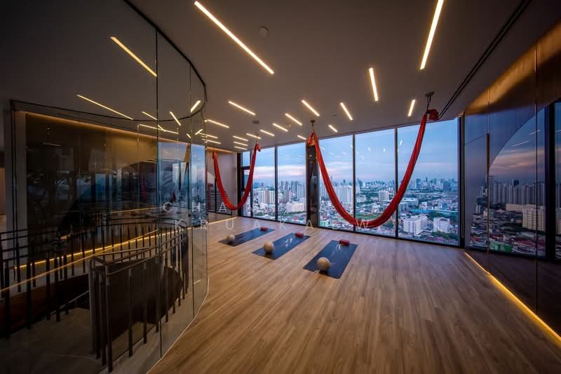 SOHO Bangkok Ratchada, Bangkok, 74 Pracha Rat Bamphen Rd, Huai Khwang, Huai Khwang, Bangkok, 1 Bedroom, 38 sqm, Condo For Rent, by Chanisara Kruakaew, 500173131 - DDproperty.com