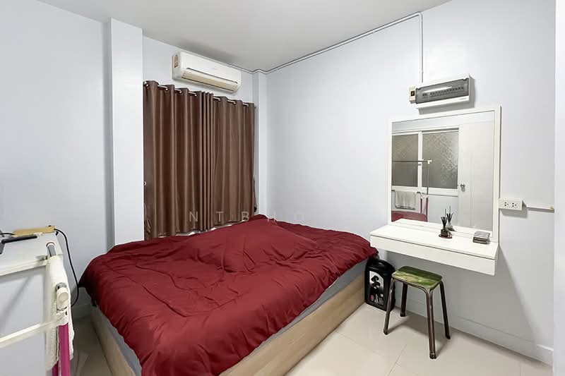 Kunalai Proud Baan Kluay-Sai Noi, Nonthaburi, Ban Kluai-Sai Noi Road, Phimonrat, Bang Bua Thong, Nonthaburi, 3 Bedrooms, 160 sqm, Single Detached House For Sale, by NTBHOME, 500173162 - DDproperty.com