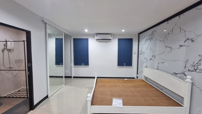 Townhouse Thonglor BTS 800 meters., Bangkok, Khlong Tan Nua, Watthana, Bangkok, 3 Bedrooms, 220 sqm, Townhouse For Rent, by Attnapol Issarangul Na Ayudhya, 500173178 - DDproperty.com
