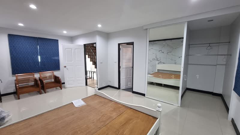 Townhouse Thonglor BTS 800 meters., Bangkok, Khlong Tan Nua, Watthana, Bangkok, 3 Bedrooms, 220 sqm, Townhouse For Rent, by Attnapol Issarangul Na Ayudhya, 500173178 - DDproperty.com