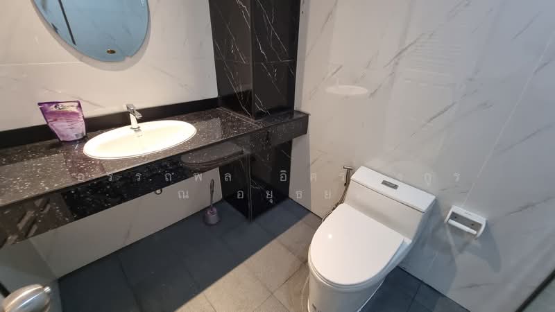 Townhouse Thonglor BTS 800 meters., Bangkok, Khlong Tan Nua, Watthana, Bangkok, 3 Bedrooms, 220 sqm, Townhouse For Rent, by Attnapol Issarangul Na Ayudhya, 500173178 - DDproperty.com