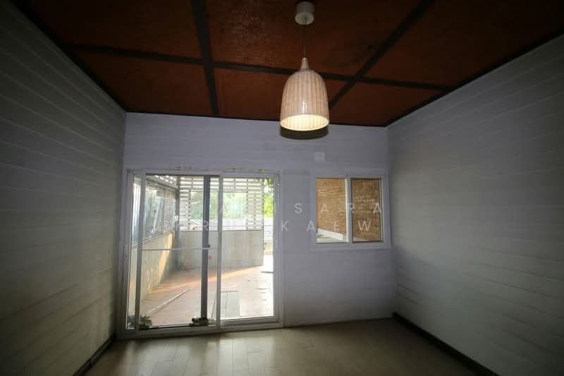 1-BR House, Bangkok, Praborommaharatchawang, Phra Nakhon, Bangkok, 1 Bedroom, 83 sqm, Single Detached House For Sale, by Chanisara Kruakaew, 500173200 - DDproperty.com