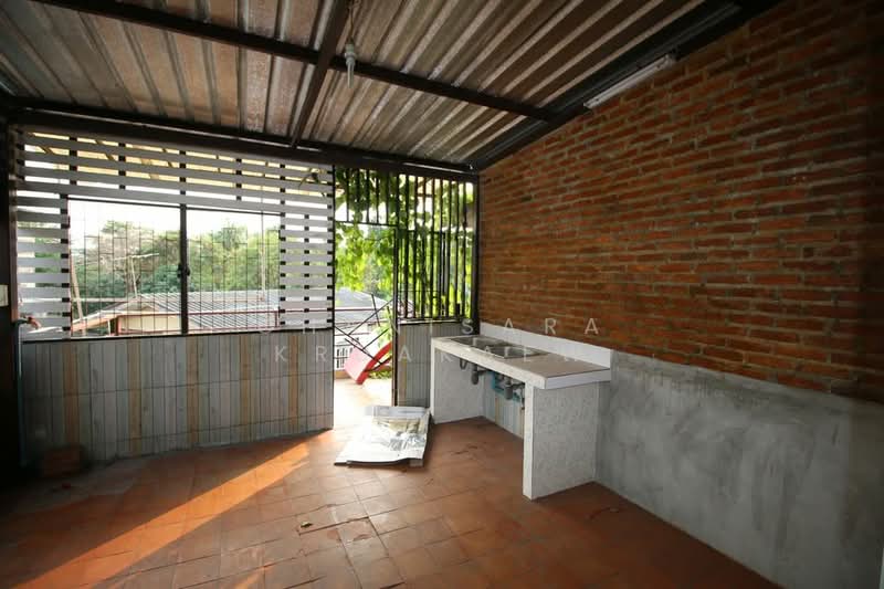 1-BR House, Bangkok, Praborommaharatchawang, Phra Nakhon, Bangkok, 1 Bedroom, 83 sqm, Single Detached House For Sale, by Chanisara Kruakaew, 500173200 - DDproperty.com