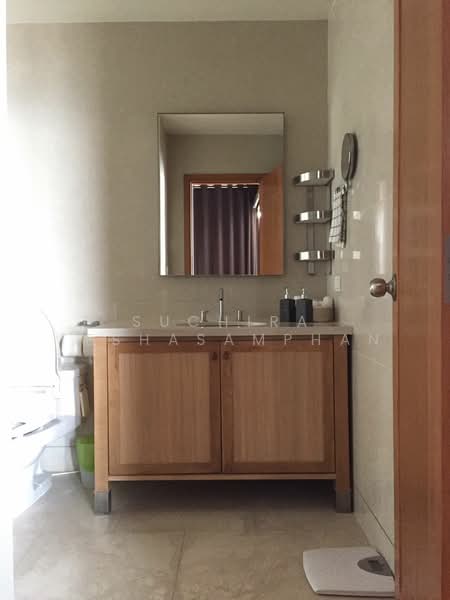 The Emporio Place, Bangkok, 93 Soi Sukhumvit 24, Sukhumvit Road, Khong Tan, Khlong Toei, Bangkok, 1 Bedroom, 48 sqm, Condo For Sale, by Suchira Teshasamphan, 500173201 - DDproperty.com