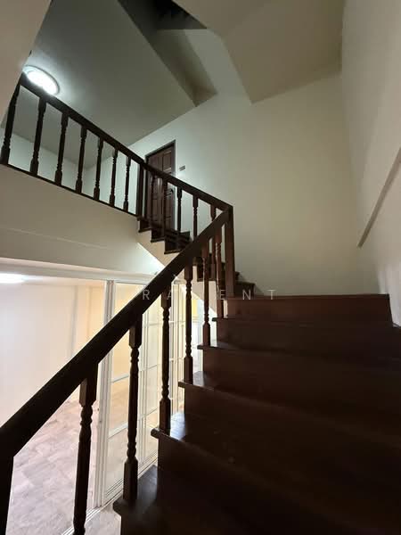 Sriwara Town in Town, Bangkok, Sriwara Road, Phlapphla, Wang Thonglang, Bangkok, 4 Bedrooms, 170 sqm, Townhouse For Sale, by NRagent, 500173337 - DDproperty.com