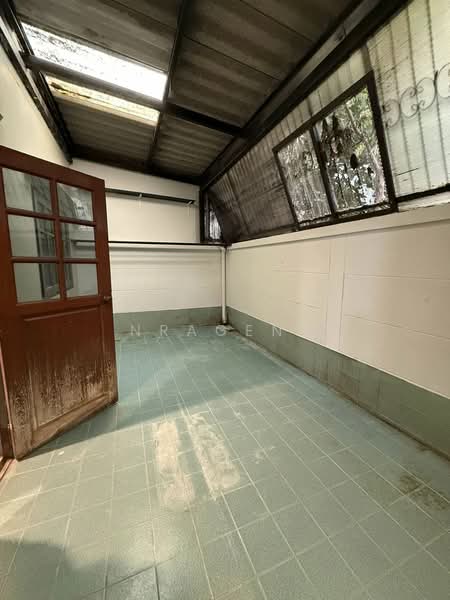 Sriwara Town in Town, Bangkok, Sriwara Road, Phlapphla, Wang Thonglang, Bangkok, 4 Bedrooms, 170 sqm, Townhouse For Sale, by NRagent, 500173337 - DDproperty.com