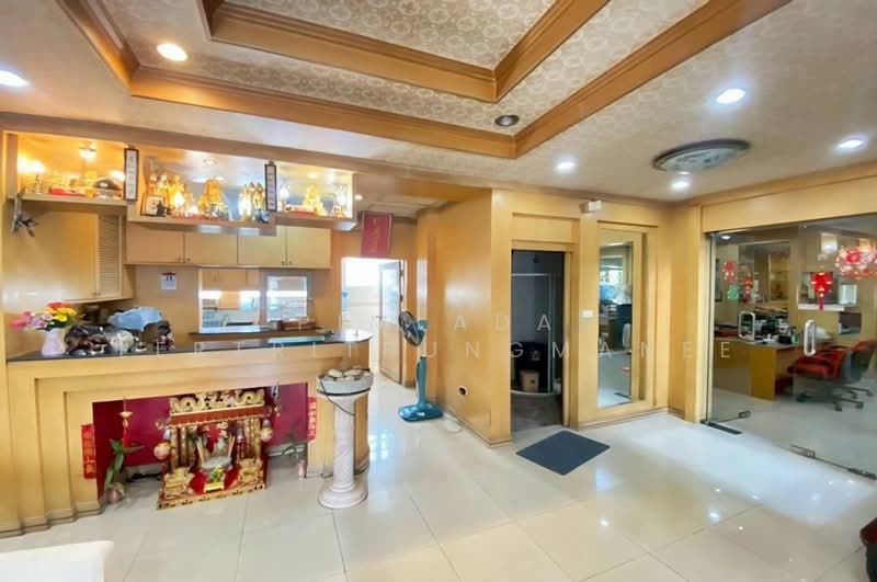 Baan Ratchada Ladprao 80, Bangkok, Soi Lat Phrao 80, Wang Thonglang, Wang Thonglang, Bangkok, 4 Bedrooms, 230 sqm, Single Detached House For Sale, by Pimlada Lertritrungmanee, 500173400 - DDproperty.com