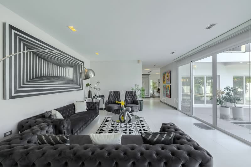 Panya Pattanakarn Village, Bangkok, Soi Phatthanakarn 30, Suan Luang, Suan Luang, Bangkok, 4 Bedrooms, 550 sqm, Single Detached House For Rent, by Thananith Ittitulyapong, 500173430 - DDproperty.com