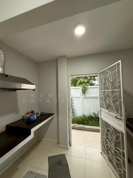 Perfect Place Ramkhamhaeng 164, Bangkok, Soi Ramkhamhaeng 164, Saphan Sung, Saphan Sung, Bangkok, 4 Bedrooms, 180 sqm, Single Detached House For Sale, by HOME Real Estate Service, 500173440 - DDproperty.com