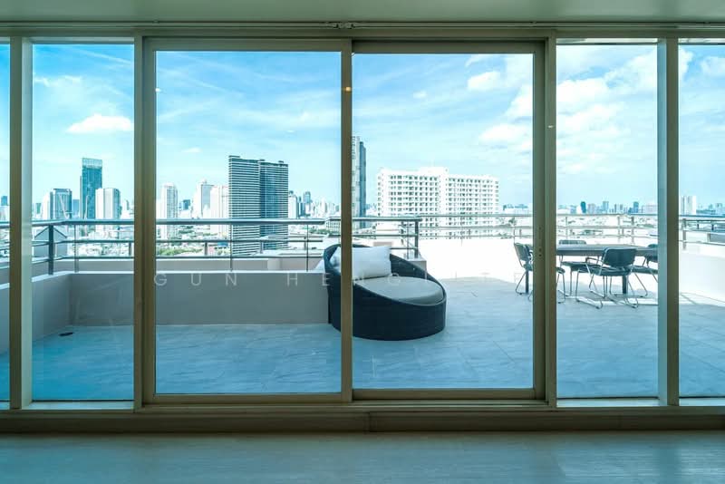 Watermark Chaophraya, Bangkok, Soi Charoennakorn 39-41, Charoennakorn Road, Bang Lam Phu Lang, Khlong San, Bangkok, 3 Bedrooms, 260 sqm, Condo For Sale, by Gun Henglite , 500173455 - DDproperty.com