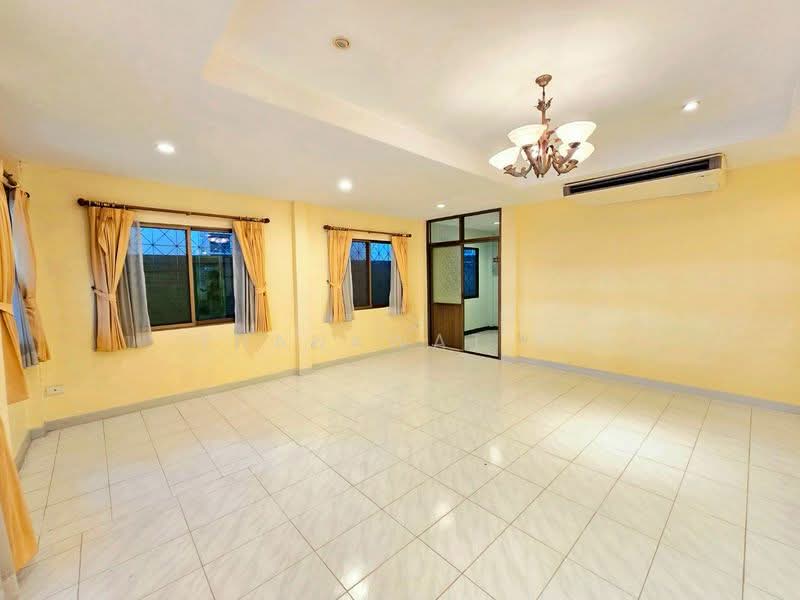 Kanya House, Samut Prakan, Soi Bearing 34 Dansamrong 62, Samrong Nua, Muang Samut Prakarn, Samut Prakan, 4 Bedrooms, 190 sqm, Condo For Sale, by Thanawat K., 500173466 - DDproperty.com