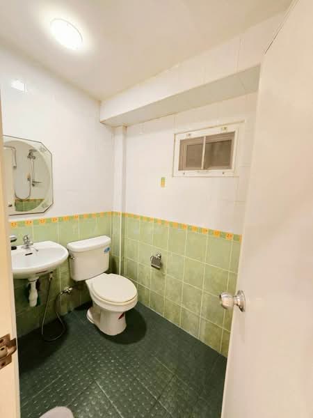 Kanya House, Samut Prakan, Soi Bearing 34 Dansamrong 62, Samrong Nua, Muang Samut Prakarn, Samut Prakan, 4 Bedrooms, 190 sqm, Condo For Sale, by Thanawat K., 500173466 - DDproperty.com