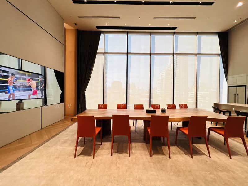 Tela Thonglor 13, Bangkok, 233 Soi Sukhumvit 55, Sukhumvit Road, Khlong Tan Nua, Watthana, Bangkok, 3 Bedrooms, 200 sqm, Condo For Sale, by Savita Pothong, 500173507 - DDproperty.com