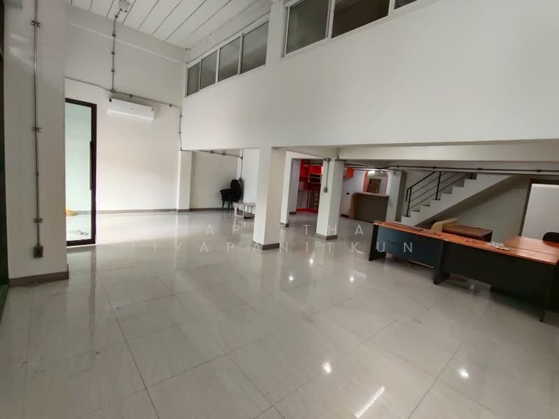 Two Connected Commercial Units located on Main Road Naradhiwas, Bangkok, นราธิวาสราชนครินทร์, Chong Nonsi, Yan Nawa, Bangkok, , 420 sqm, Shophouse For Rent, by Napittha Tiyapanitkun, 500173536 - DDproperty.com