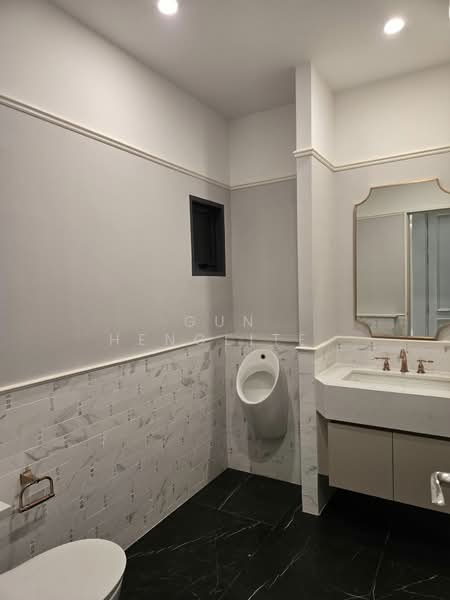 Narasiri Krungthep Kreetha, Bangkok, 69 Soi Pracha Ruamjai, Hua Mak, Bang Kapi, Bangkok, 4 Bedrooms, 554 sqm, Single Detached House For Sale, by Gun Henglite , 500173547 - DDproperty.com