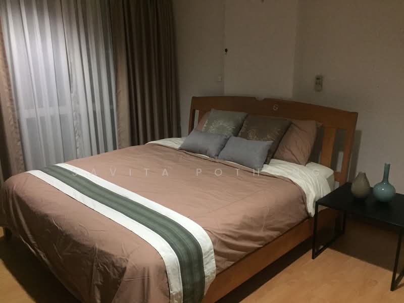 The Master Sathorn Executive, Bangkok, 79/1 Krung Thon Buri Road, Khlong Ton Sai, Khlong San, Bangkok, 2 Bedrooms, 70 sqm, Condo For Sale, by Savita Pothong, 500173552 - DDproperty.com