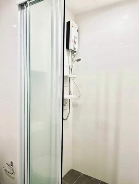 The Base Park West Sukhumvit 77, Bangkok, 11 Soi Sukhumvit 77 Sukhumvit Road, Phra Kanong Nua, Watthana, Bangkok, 1 Bedroom, 31 sqm, Condo For Rent, by Araya Laokham, 500173554 - DDproperty.com