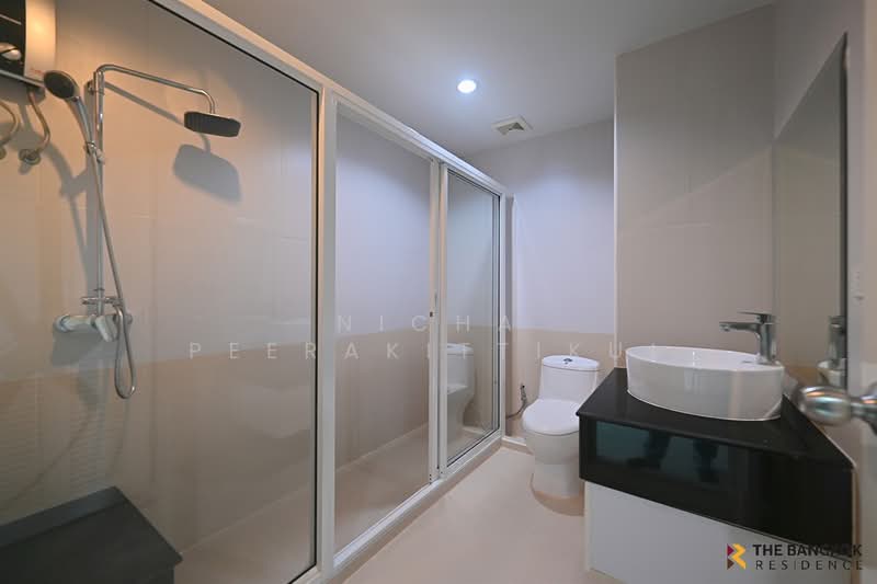 Sukhumvit Living Town, Bangkok, 299 Sukhumvit 21 Road, Khlongtoei Nua, Watthana, Bangkok, 2 Bedrooms, 99 sqm, Condo For Rent, by Nicha Peerakittikul, 500173566 - DDproperty.com