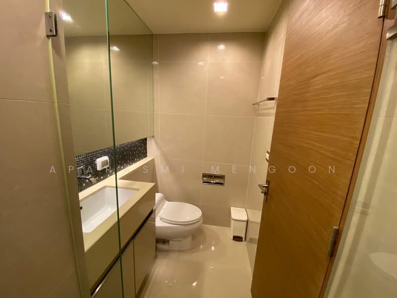The Address Sathorn, Bangkok, 98 Sathorn Nua Road, Silom, Bang Rak, Bangkok, 2 Bedrooms, 66 sqm, Condo For Sale, by Aparasmi Mengoon, 500173608 - DDproperty.com
